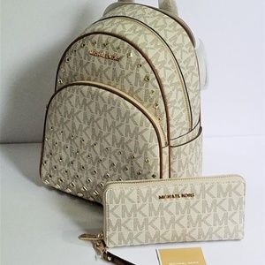 2P Abbey Stud MD MK Vanilla Backpack + Lrg Wallet